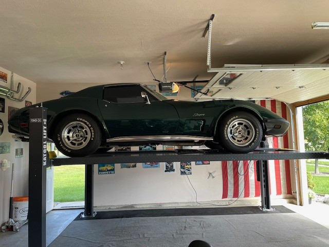 Katool 4-Post Vehicle Lift, 8500-Lb. Capacity, 3 HP, Model# KT-4H850