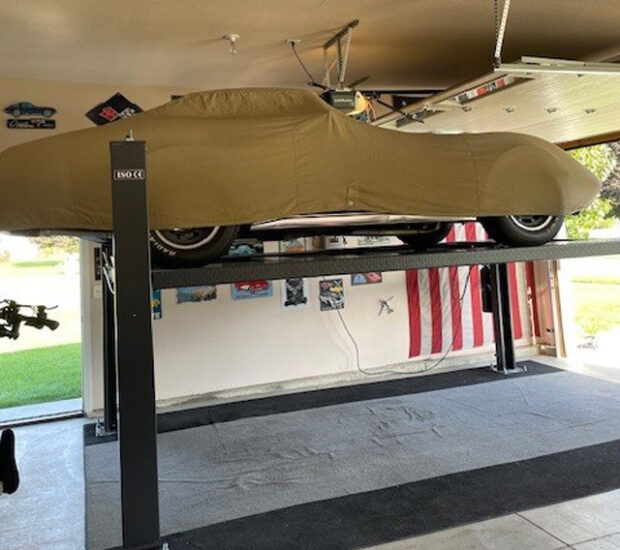 Katool 4-Post Vehicle Lift, 8500-Lb. Capacity, 3 HP, Model# KT-4H850 Katool 4-Post Vehicle Lift, 8500-Lb. Capacity, 3 HP, Model# KT-4H850