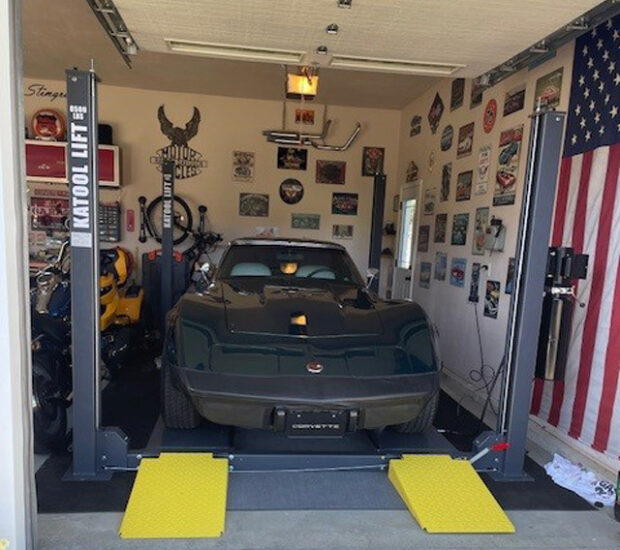 Katool 4-Post Vehicle Lift, 8500-Lb. Capacity, 3 HP, Model# KT-4H850 Katool 4-Post Vehicle Lift, 8500-Lb. Capacity, 3 HP, Model# KT-4H850