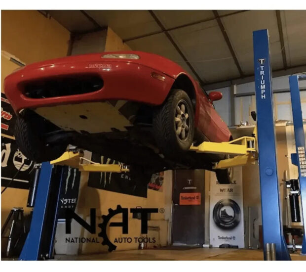 Triumph NT-9 9,000 lb. 2 Post Lift Triumph NT-9 9,000 lb. 2 Post Lift