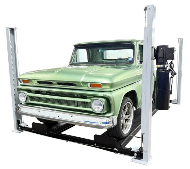 Triumph USA8000XLT 8,000 lb Service & Storage 4 Post Automotive Lift Triumph USA8000XLT 8,000 lb Service & Storage 4 Post Automotive Lift