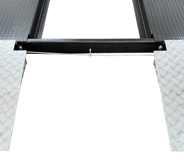 Triumph USA8000 8,000 lb Service & Storage 4 Post Automotive Lift Triumph USA8000 8,000 lb Service & Storage 4 Post Automotive Lift