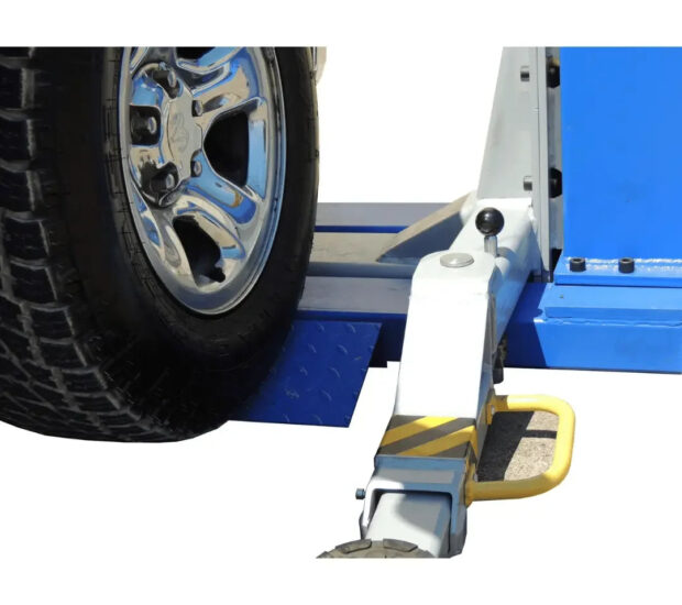 iDEAL Mobile Single Column Automotive Lift, 6000-Lb. Capacity, Blue/Gray, Model# MSC-6KLP iDEAL Mobile Single Column Automotive Lift, 6000-Lb. Capacity, Blue/Gray, Model# MSC-6KLP